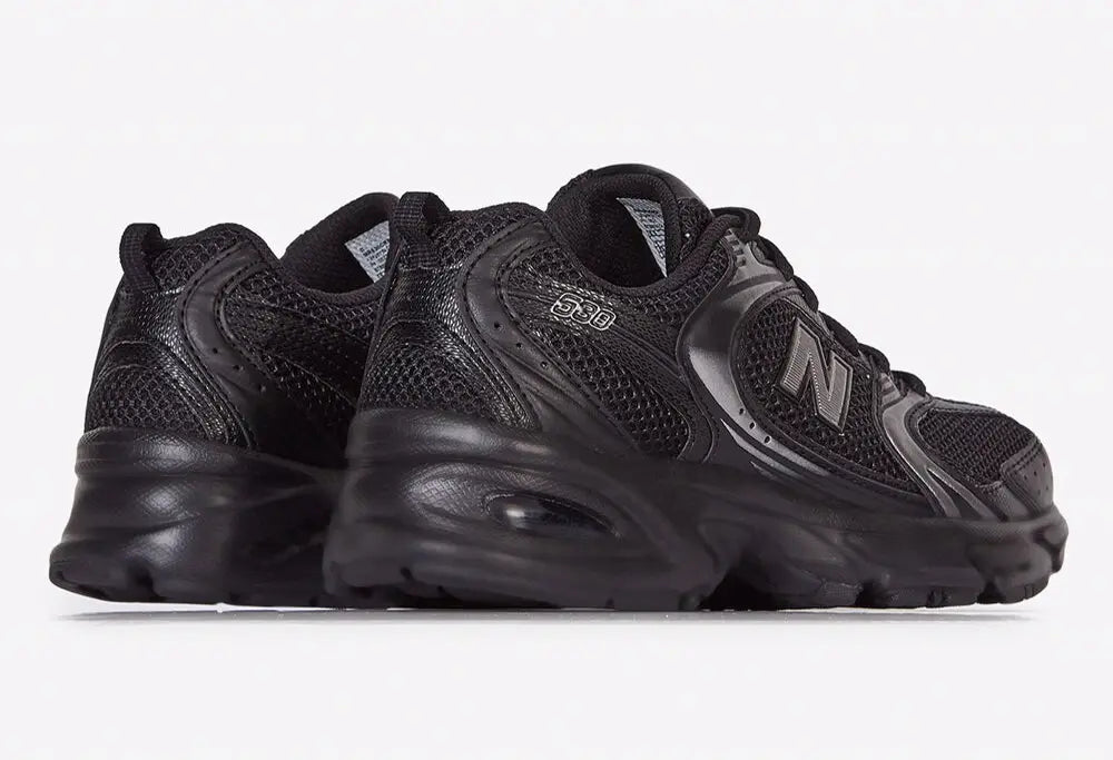 New Balance MR530 CRB Black Silver New Balance