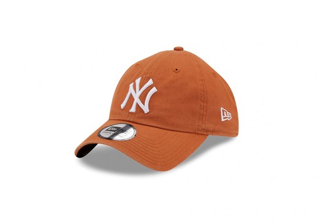 NY Yankees Essential Brown Casual Classic