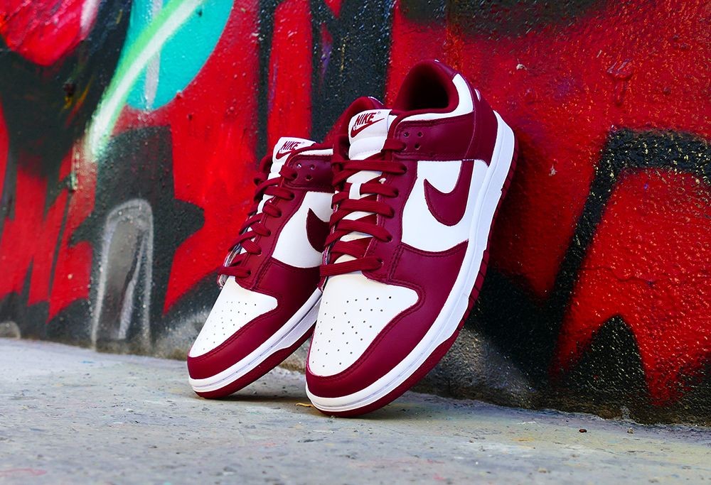 nike dunk low Team Red white