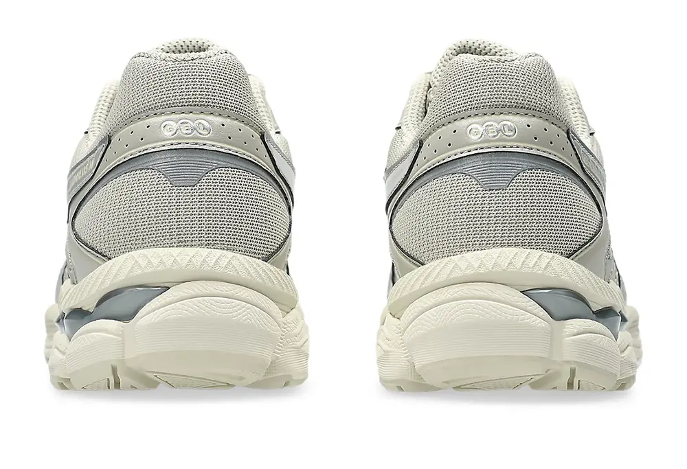 Asics Gel-Cumulus 16 Dried Leaf Green Asics