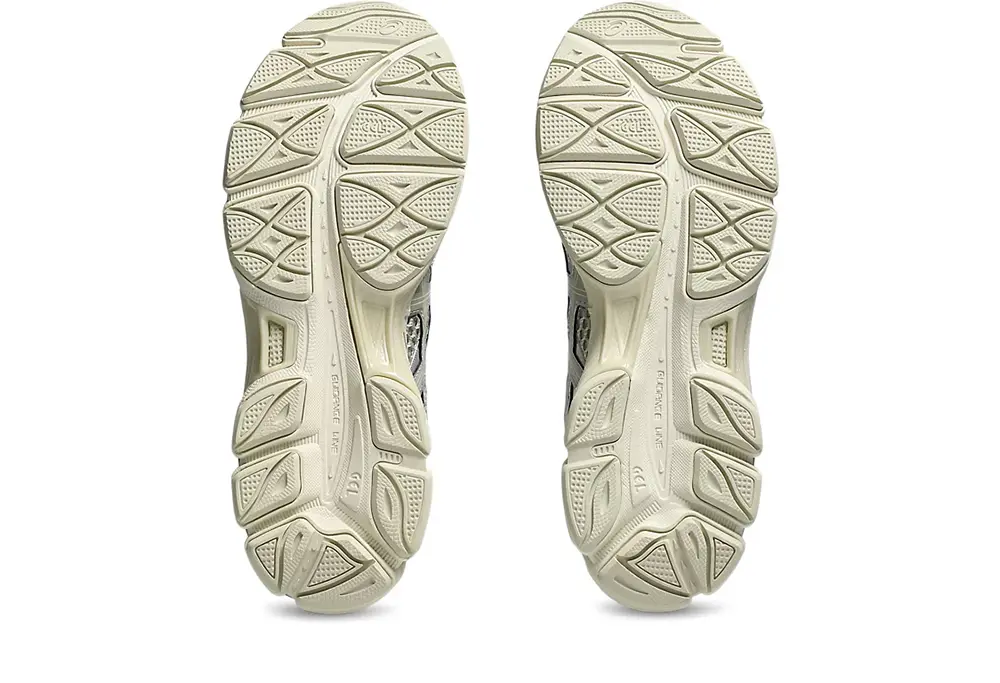 Asics Gel-Cumulus 16 Dried Leaf Green Asics