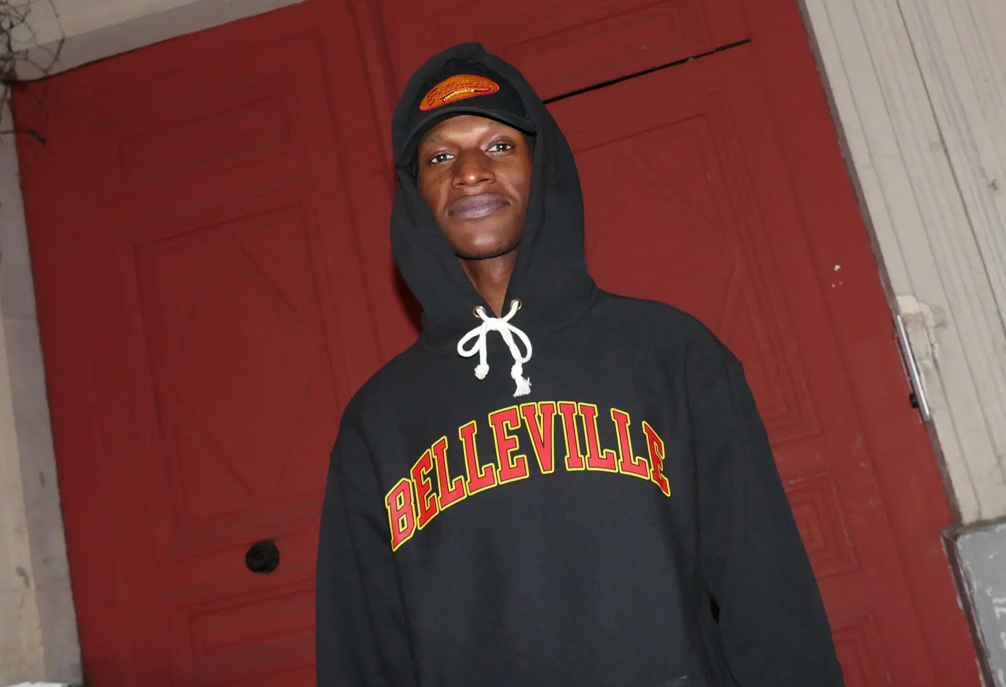 Champion Sweat capuche Noir Rouge et Or 'Belleville' Champion