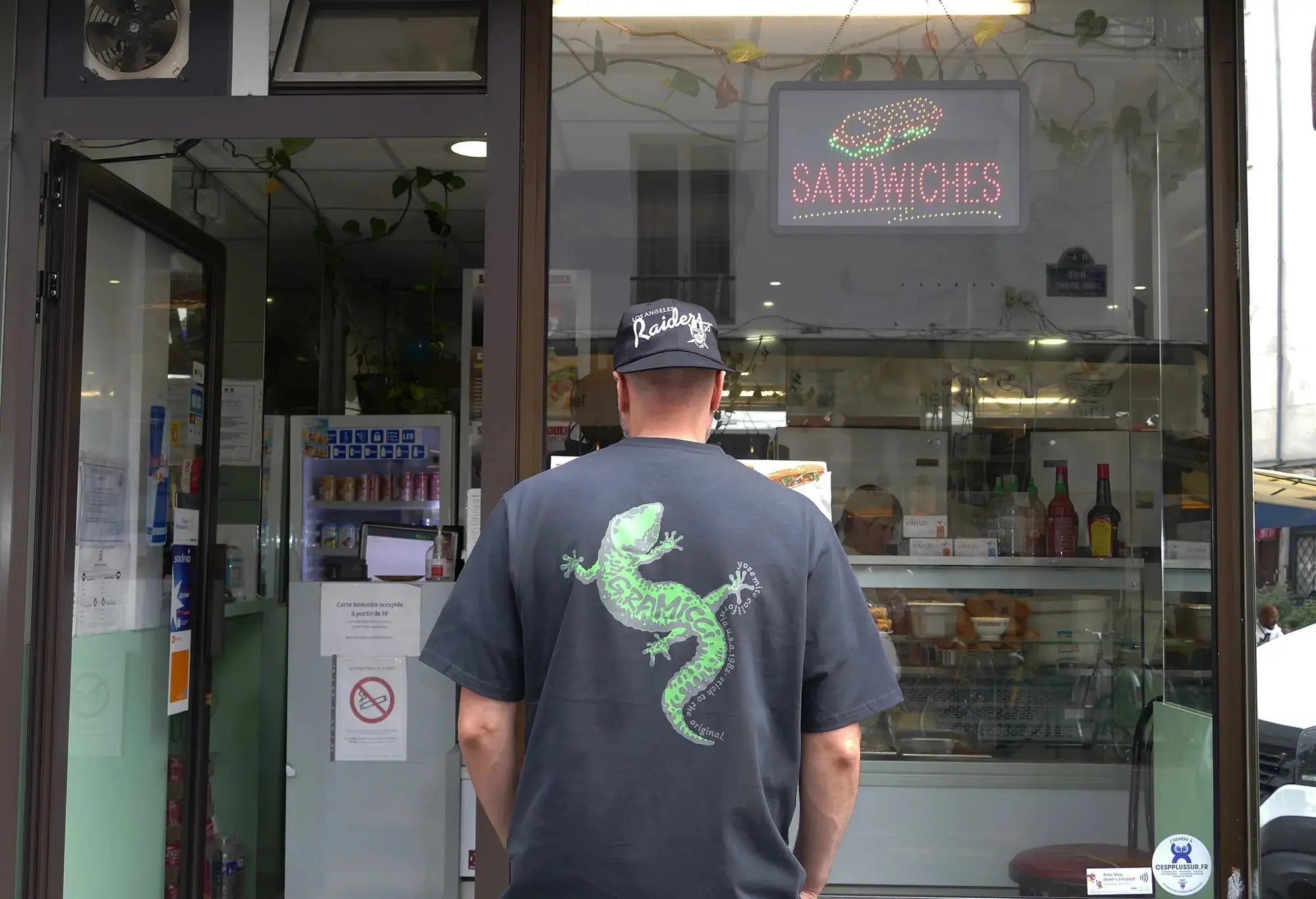 Gramicci Gecko Tee Vintage Black Gramicci