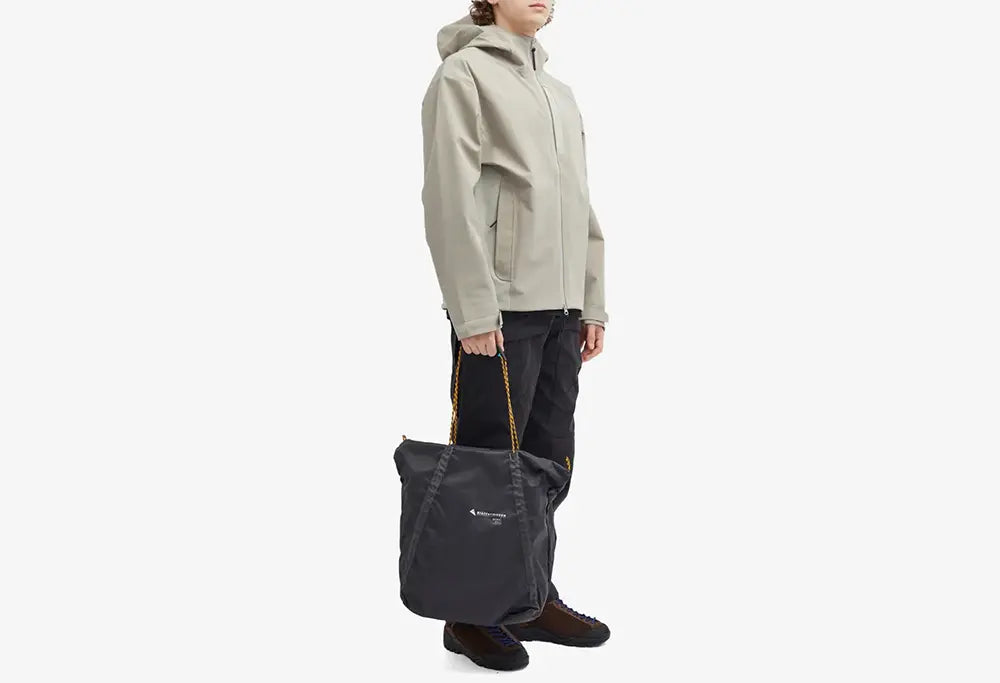 Klättermusen Gebo Lightweight 23L Tote Raven klattermusen