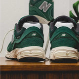 New Balance 2002R Forest Green New Balance