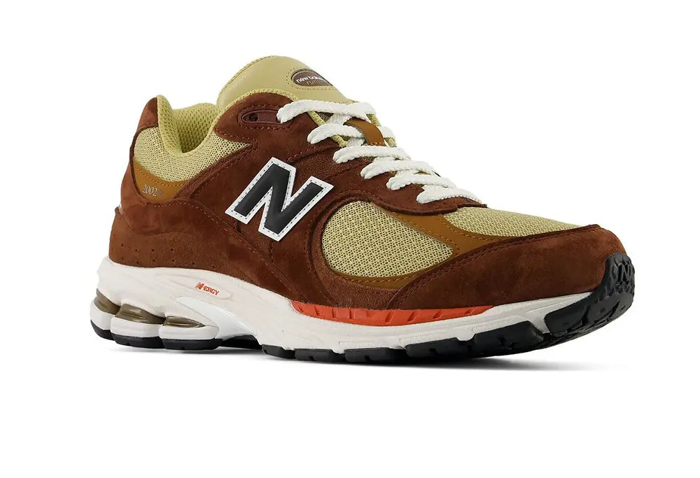New Balance 2002R "Rich oak BREAKFAST TEA" New Balance