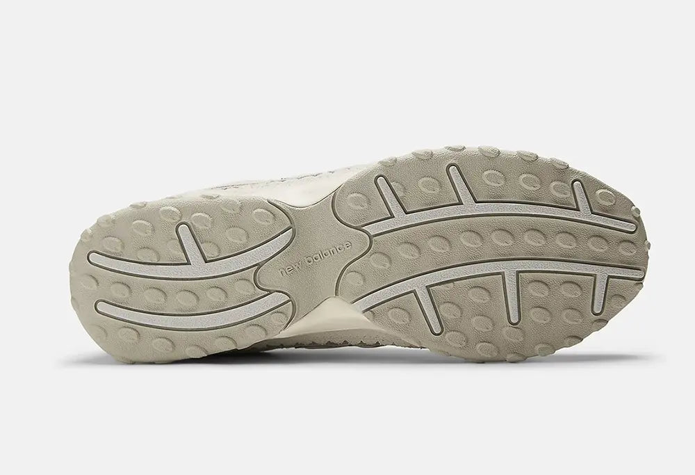 New Balance 204L - Sea Salt / Linen - New Balance