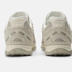 New Balance 204L - Sea Salt / Linen - New Balance