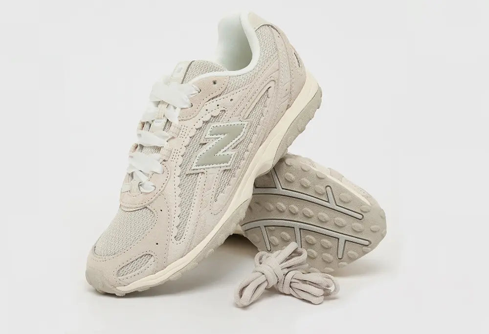 New Balance 204L - Sea Salt / Linen - New Balance