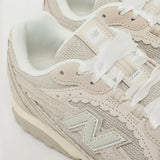 New Balance 204L - Sea Salt / Linen - New Balance