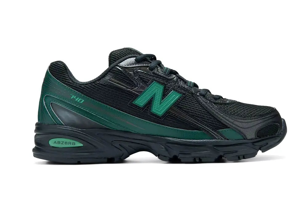 New Balance 740 - Black/  Nordic Green New Balance-U7407T3