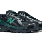 New Balance 740 - Black/  Nordic Green New Balance-U7407T3