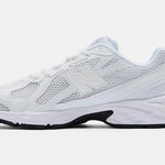 New Balance 740 Black White New Balance