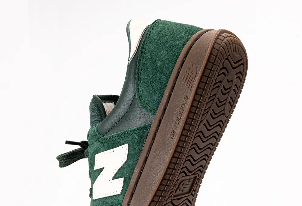 New Balance T500 'Nordic Green / Gumsole' New Balance
