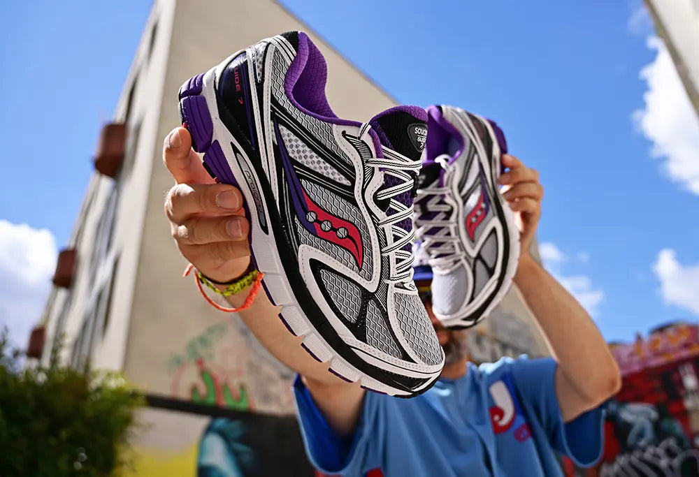 Saucony PROGRID GUIDE 7 White/ Drupes Saucony