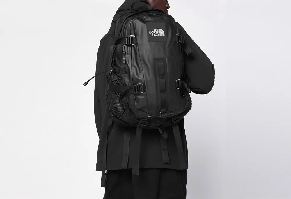 The North Face Sac à dos Hot Shot Base Camp noir The North Face