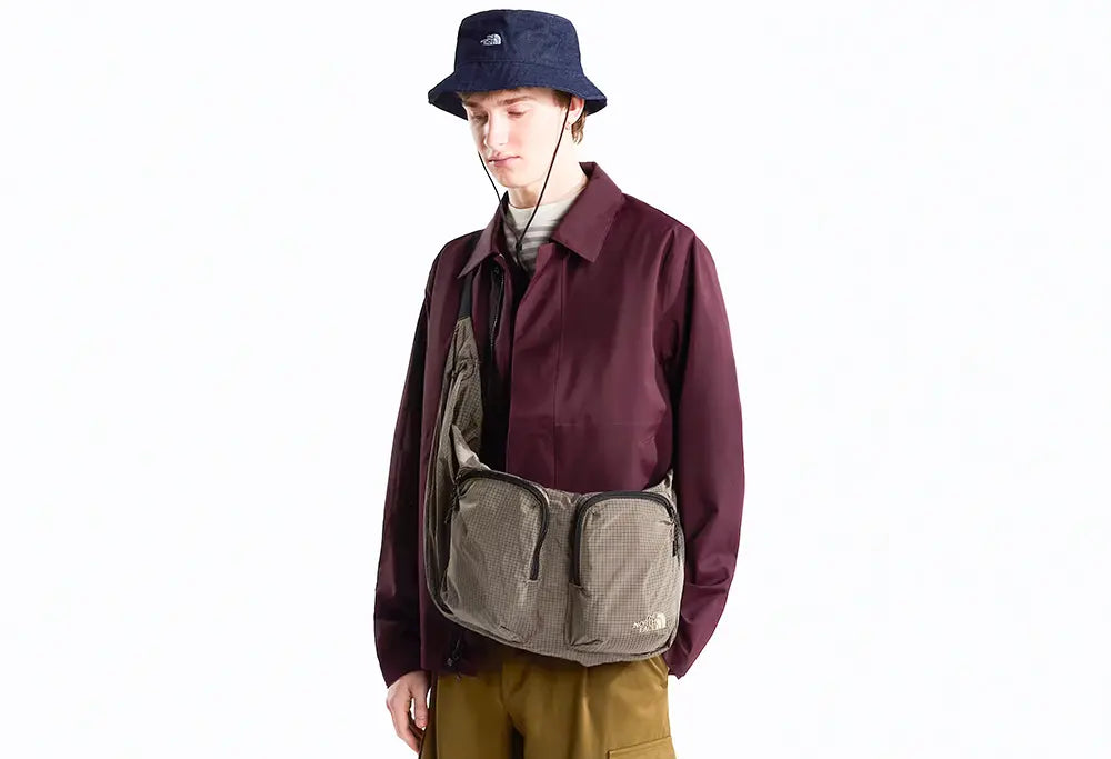 The North Face Sac sling utilitaire Never Stop - Garnet The North Face
