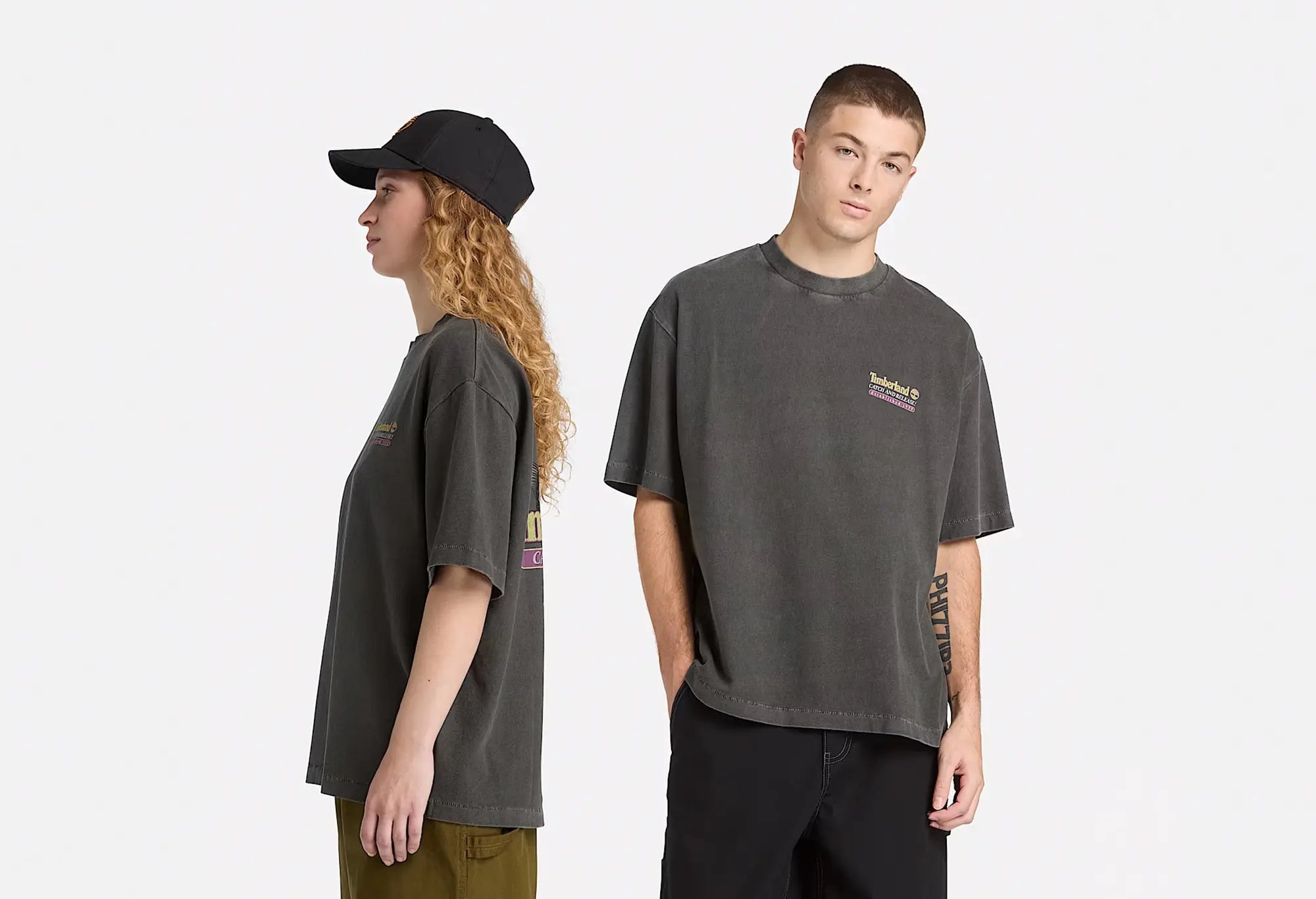 Timberland T-shirt unisexe à motif « Fly Fishing » noir Timberland